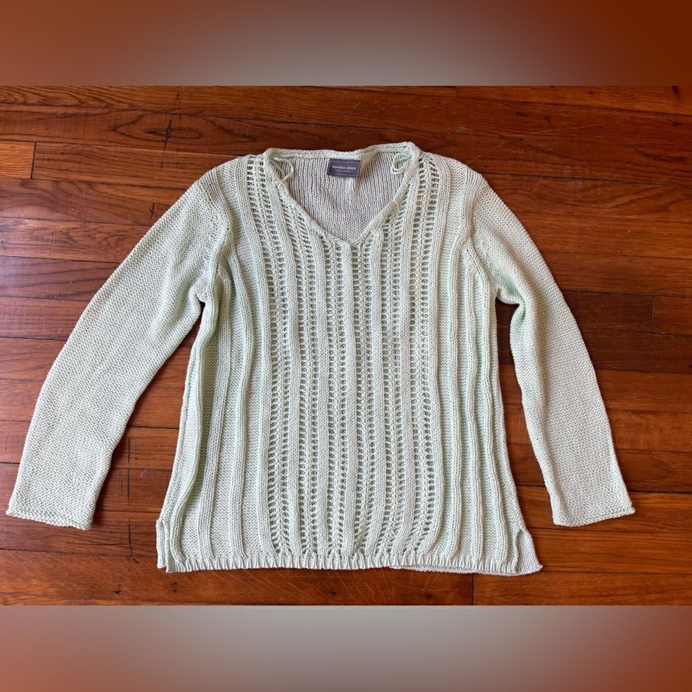 S/M Wooden ships mint green knit crew sweater